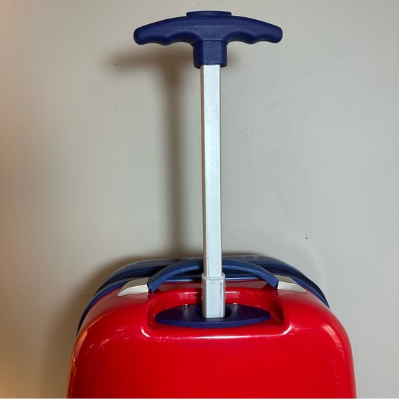 Nickelodeon Paw Patrol Hard Case Carry On Luggage with Wheels - Picture 5 of 9